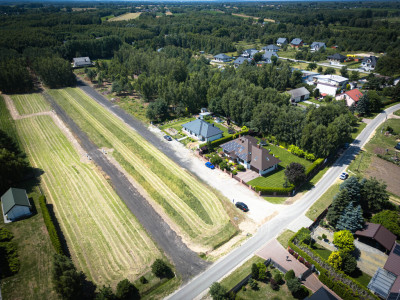 Działka budowlana przy drodze asfaltowej  1184 m - Sierakowice Lewe  - Łódzkie