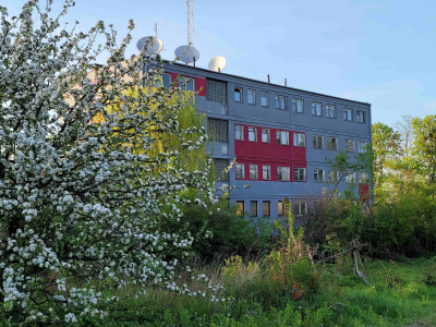 działka inwestycyjna z budynkiem na lokale mieszkalne- blok po hotelu robotniczym -
Lubelskie Zdjęcie nr 7